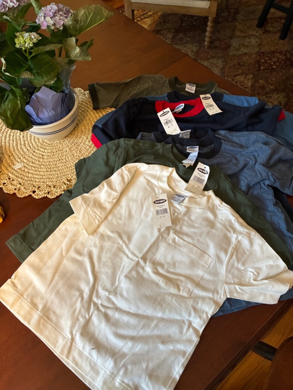 NEW! 7 Old Navy Little Kids' Tees - Picture 2 of 11